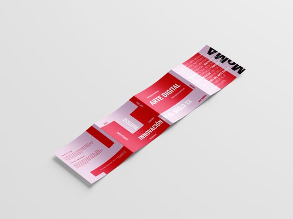 Tipo de brochure cuadríptico