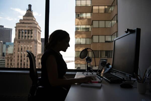 Front End developer trabajando