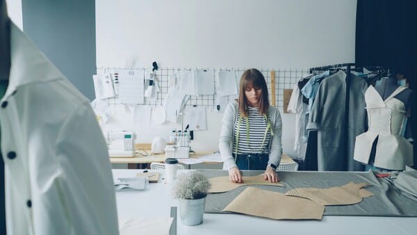 director creativo en moda