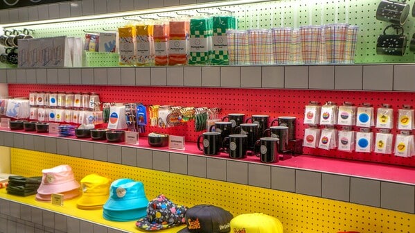 ejemplos de merchandising