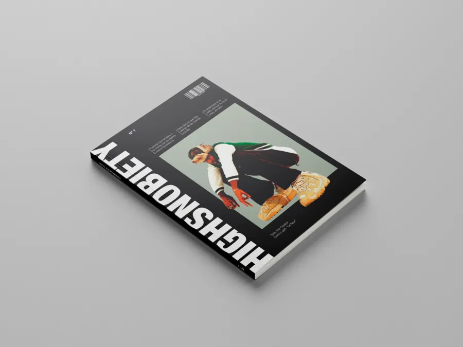 Mockup revista raquel escolar